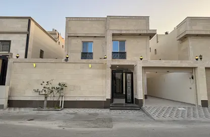 Villa - 5 Bedrooms for sale in As Sawari - Al Khubar - Eastern