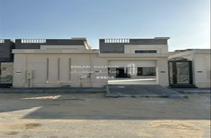 Villa - 6 Bathrooms for sale in Al Amwaj - Al Khubar - Eastern