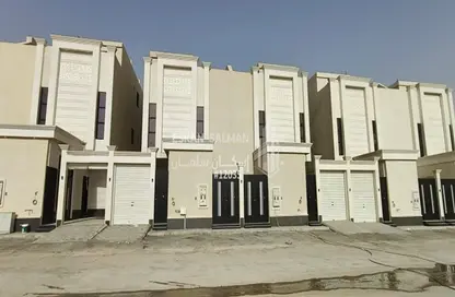 Villa - 6 Bedrooms - 5 Bathrooms for sale in Al Janadriyah - Riyadh - Ar Riyadh