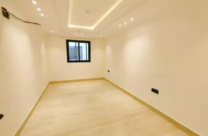 Apartment - 4 Bedrooms for sale in Al Qadisiyah - Riyadh - Ar Riyadh