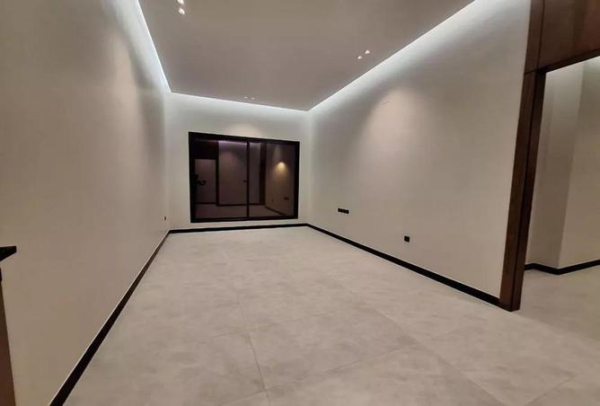 Villa - 6 Bedrooms for sale in Ar Rimal - Riyadh - Ar Riyadh