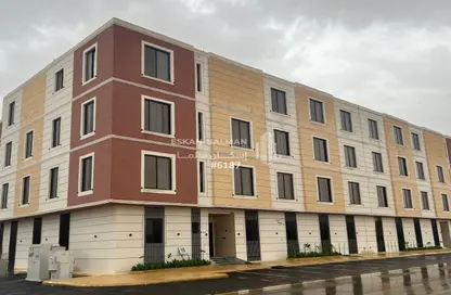 Apartment - 5 Bedrooms - 3 Bathrooms for sale in Tuwaiq - Riyadh - Ar Riyadh