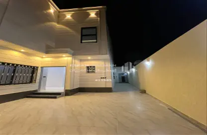 Villa - 7+ Bedrooms - 6 Bathrooms for sale in As Sulaymaniyah - Bariduh - Al Qassim