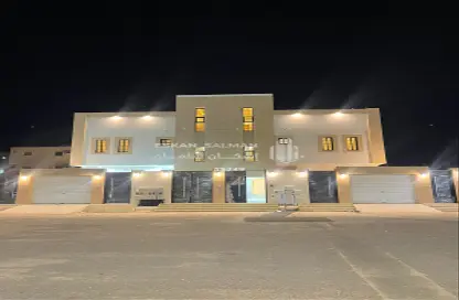 Apartment - 5 Bedrooms - 4 Bathrooms for sale in Al Bawadi - Tabuk - Tabuk