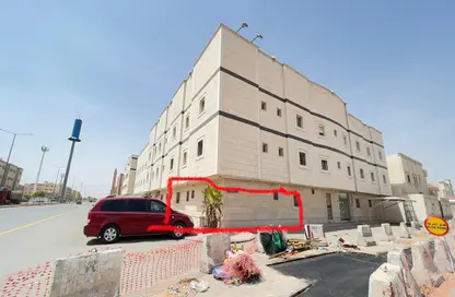 Apartment - 4 Bedrooms - 3 Bathrooms for sale in Al Munisiyah - Riyadh - Ar Riyadh