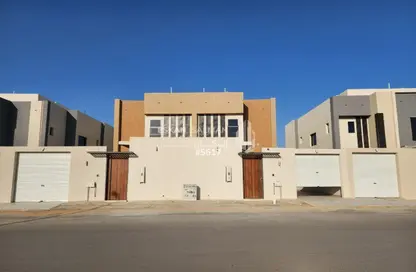 Villa - 5 Bathrooms for sale in Al Basatin Al Gharbi - Bariduh - Al Qassim