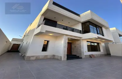 Villa - 6 Bedrooms - 5 Bathrooms for sale in Az Zomorod - Jeddah - Makkah Al Mukarramah