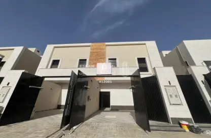 Apartment - 4 Bedrooms - 5 Bathrooms for sale in Al Janadriyah - Riyadh - Ar Riyadh