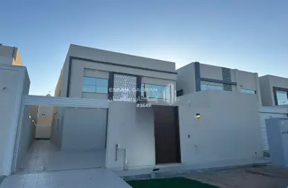 Villa - 7 Bathrooms for sale in Al Hamra - Eanizah - Al Qassim