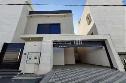 Apartment - 4 Bedrooms - 4 Bathrooms for sale in Al Jamiyin - Khamis Mushayt - Asir