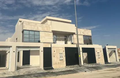 Full Floor - 5 Bedrooms - 4 Bathrooms for sale in Tuwaiq - Riyadh - Ar Riyadh