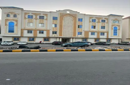 Apartment - 5 Bedrooms - 3 Bathrooms for sale in Qurtubah - Riyadh - Ar Riyadh