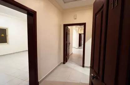 Apartment - 2 Bedrooms - 2 Bathrooms for rent in Al Aziziyah - Jeddah - Makkah Al Mukarramah