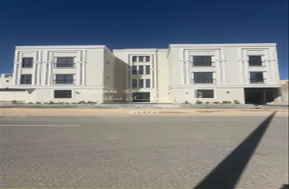 Apartment - 5 Bedrooms - 4 Bathrooms for sale in Al Mahdiyah - Riyadh - Ar Riyadh