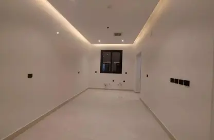 Apartment - 3 Bedrooms for sale in Al Hamra - Riyadh - Ar Riyadh