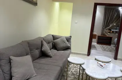 Apartment - 1 Bedroom - 2 Bathrooms for rent in Al Munisiyah - Riyadh - Ar Riyadh