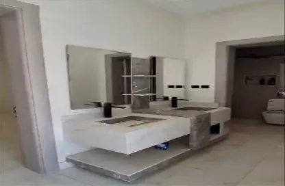 Full Floor - 5 Bedrooms for sale in Ar Rimal - Riyadh - Ar Riyadh