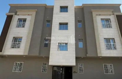 Apartment - 4 Bedrooms - 3 Bathrooms for sale in Badr - Ad Dammam - Eastern