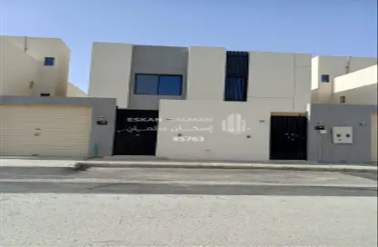 Full Floor - 5 Bedrooms - 4 Bathrooms for sale in Badr - Riyadh - Ar Riyadh