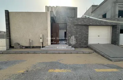 Villa - 7 Bedrooms - 6 Bathrooms for sale in Al Amwaj - Al Khubar - Eastern