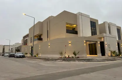 Villa - 6 Bedrooms - 5 Bathrooms for sale in Al Munisiyah - Riyadh - Ar Riyadh