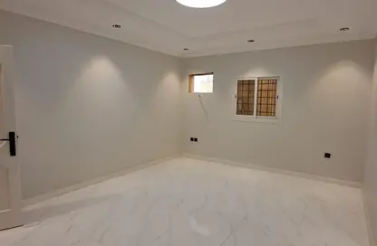 Apartment - 3 Bedrooms - 2 Bathrooms for rent in Al Marwah - Jeddah - Makkah Al Mukarramah