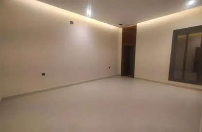 Full Floor - 5 Bedrooms for sale in Al Qadisiyah - Riyadh - Ar Riyadh