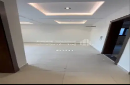 Apartment - 5 Bedrooms - 4 Bathrooms for sale in Al Marwah - Jeddah - Makkah Al Mukarramah