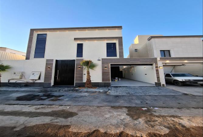 Villa - 5 Bedrooms - 5 Bathrooms for sale in An Nahdah - Riyadh - Ar Riyadh