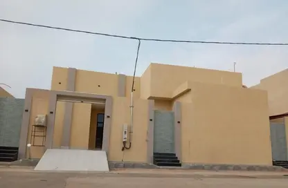 Full Floor - 6 Bedrooms - 5 Bathrooms for sale in Taibah - Riyad Al Khabra - Al Qassim