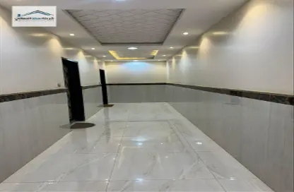 Apartment - 4 Bedrooms - 4 Bathrooms for sale in Al Munisiyah - Riyadh - Ar Riyadh