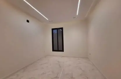 Full Floor - 5 Bedrooms for sale in Ar Rimal - Riyadh - Ar Riyadh