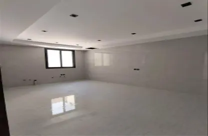 Villa - 5 Bedrooms for sale in Al Munisiyah - Riyadh - Ar Riyadh