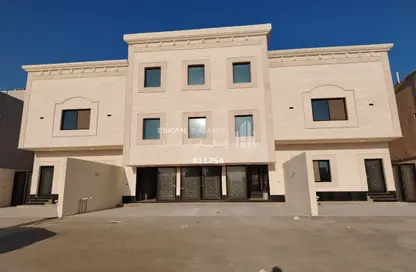 Apartment - 5 Bedrooms - 5 Bathrooms for sale in العزيزية - Al Jubail - Eastern