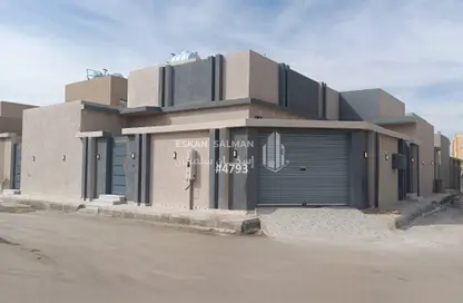 Full Floor - 3 Bedrooms - 4 Bathrooms for sale in As Salam - Al Badai - Al Qassim