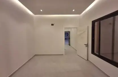 Full Floor - 6 Bedrooms for sale in Al Qadisiyah - Riyadh - Ar Riyadh