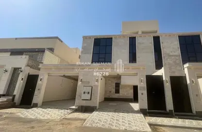 Full Floor - 6 Bedrooms - 3 Bathrooms for sale in Tuwaiq - Riyadh - Ar Riyadh