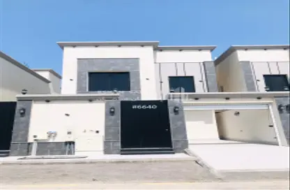 Villa - 6 Bathrooms for sale in Al Amwaj - Al Khubar - Eastern