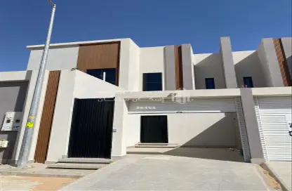 Villa - 5 Bedrooms - 5 Bathrooms for sale in Al Hazm - Bariduh - Al Qassim