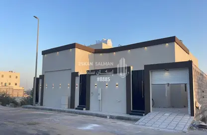 Villa - 7 Bedrooms - 5 Bathrooms for sale in Al Masif - Al Qatif - Eastern