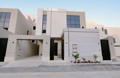 Villa - 5 Bedrooms - 6 Bathrooms for sale in Al Munisiyah - Riyadh - Ar Riyadh