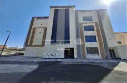 Full Floor - 5 Bedrooms - 3 Bathrooms for sale in As Safa - Abha - Asir