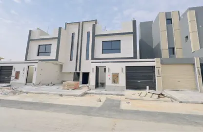 Full Floor - 5 Bedrooms - 4 Bathrooms for sale in Al Munisiyah - Riyadh - Ar Riyadh