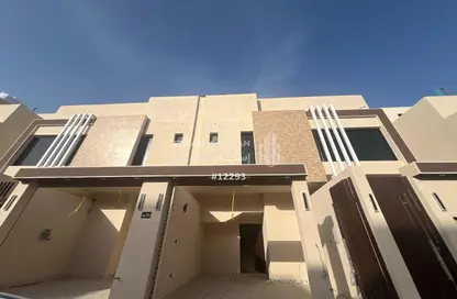 Apartment - 7+ Bedrooms - 4 Bathrooms for sale in Badr - Riyadh - Ar Riyadh