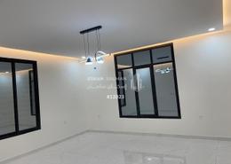 Full Floor - 7 bedrooms - 4 bathrooms for للبيع in الروضة - ابو عريش - ابو عريش - Jazan