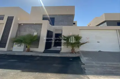 Villa - 7 Bedrooms - 6 Bathrooms for sale in Al Humar Al Janubi - Bariduh - Al Qassim