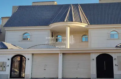 Full Floor - 4 Bedrooms - 3 Bathrooms for sale in Al Yarmuk - Riyadh - Ar Riyadh