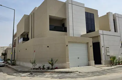 Villa - 6 Bedrooms - 7 Bathrooms for sale in Al Munisiyah - Riyadh - Ar Riyadh