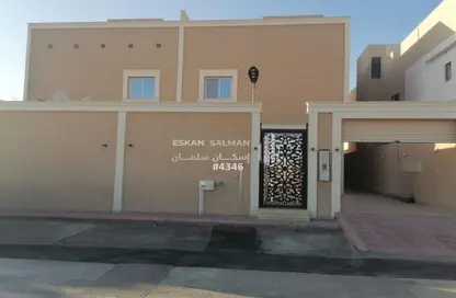 Villa - 6 Bathrooms for sale in Badr - Riyadh - Ar Riyadh