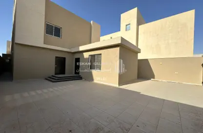 Villa - 7 Bedrooms - 7 Bathrooms for sale in Alshannanuh - Al Qassim